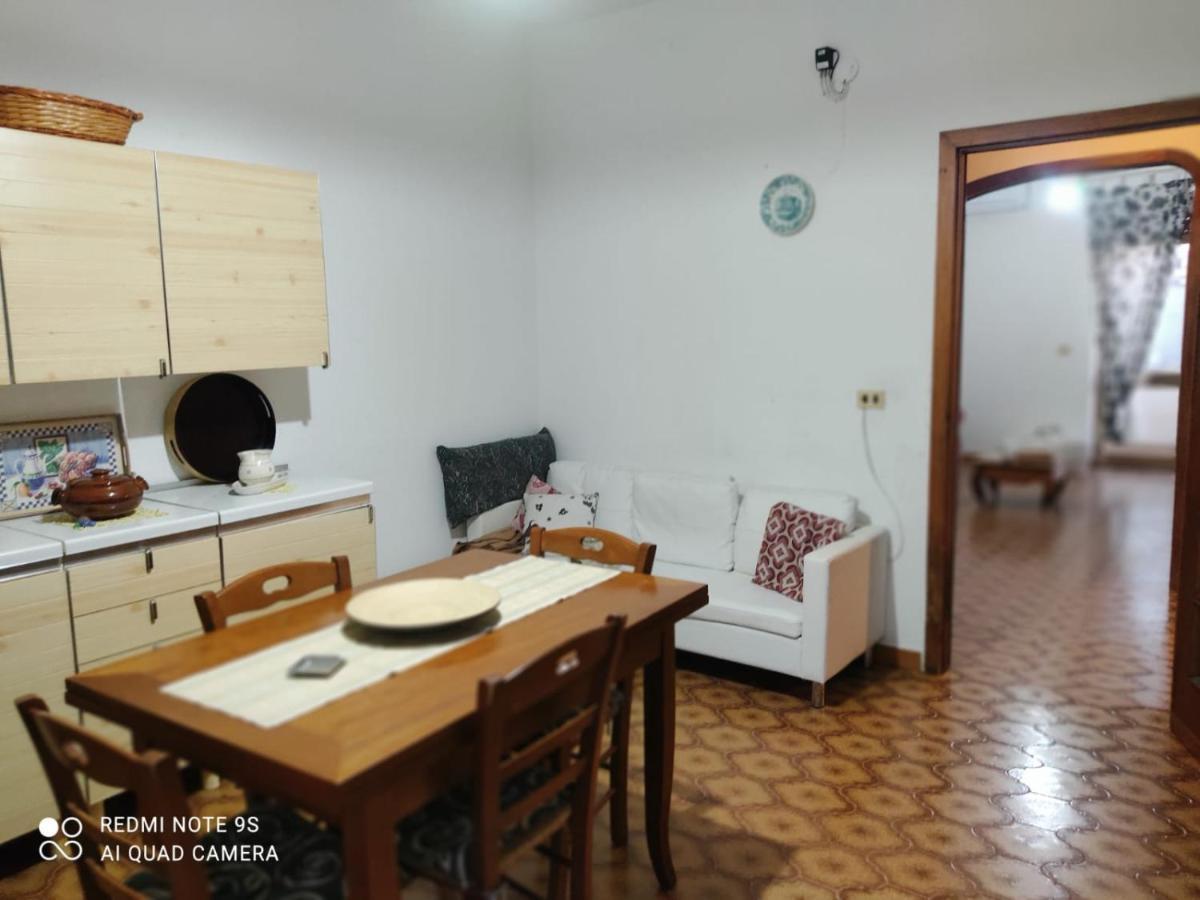 Casada Spazioso E Luminoso Appartamento 特里卡塞 外观 照片